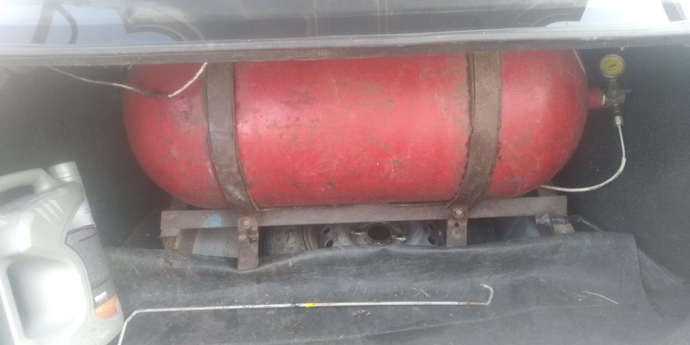 Продается нексия 2 год 2010