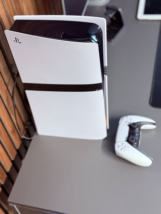 Vand / schimb Ps5 pro 2 tb cutie garantie  factura pc gaming