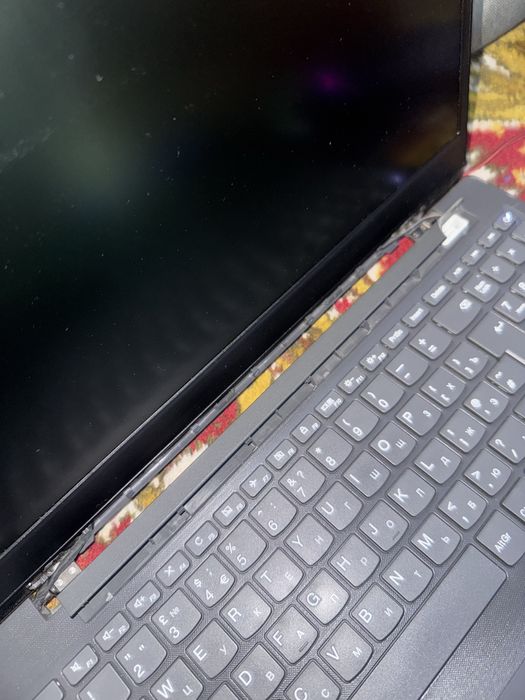 Noutbook Lenovo Core i3