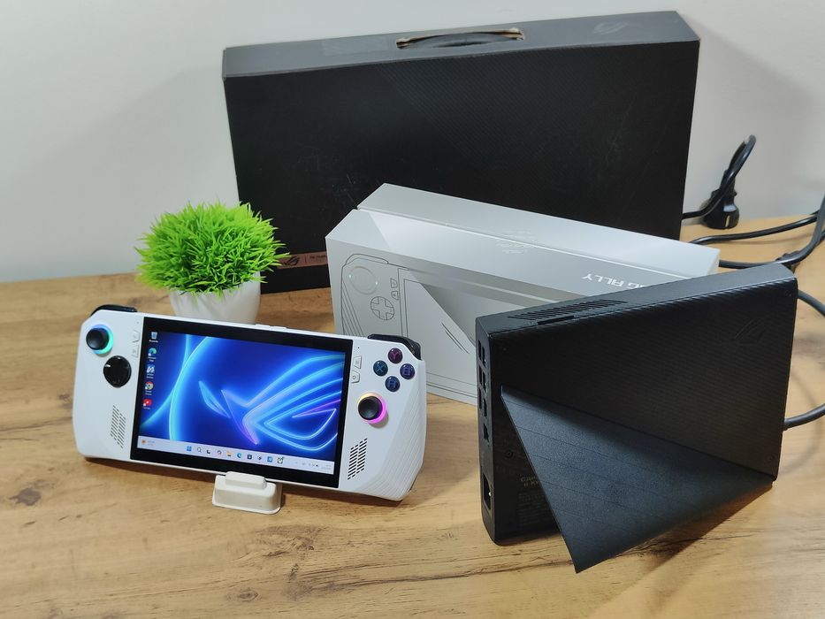 Asus Rog Ally + Amd RX 6850M XT 12gb