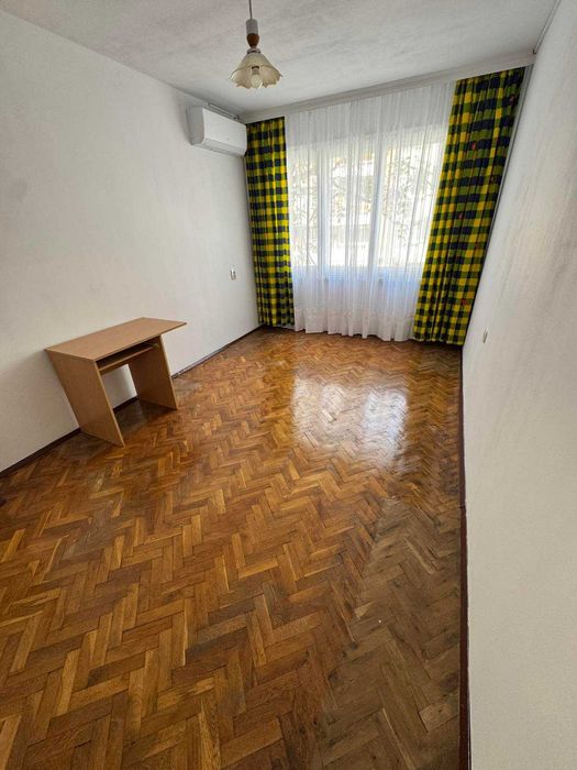 Дава се под наем Тристаен апартамент в Бургас, Възраждане - 78 кв.м за 535.5 € - Снимка #5