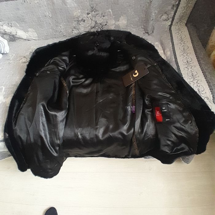 Мужская,мутоновая шуба.