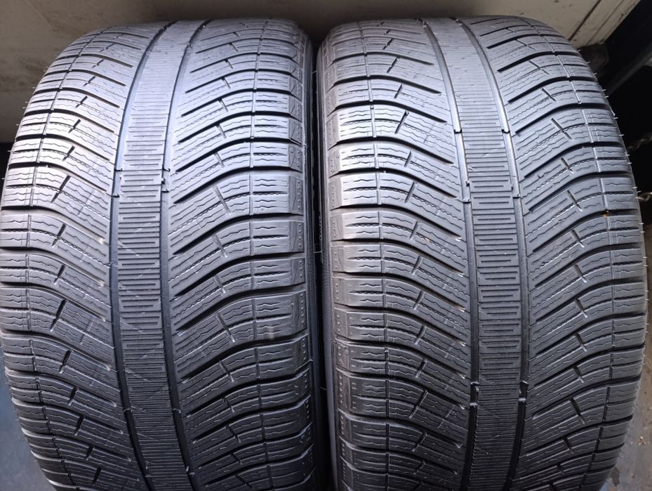 Anvelope de iarnă 295 40 20 Michelin dot 2022