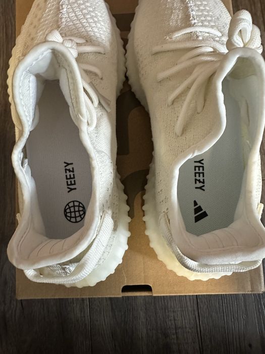Yeezy boost 350v2 Bone