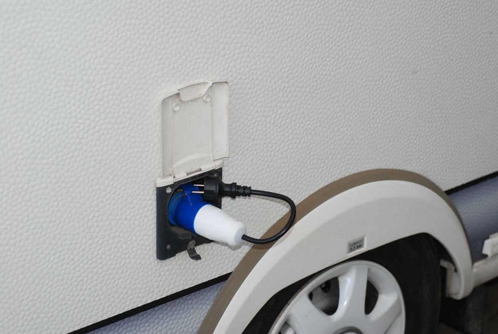 220V-250V Захранващ Щепсел Кабел За Каравана Кемпер Конектор Адаптер