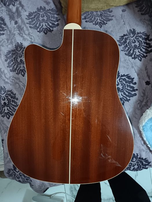 12-струнная гитара Adagio