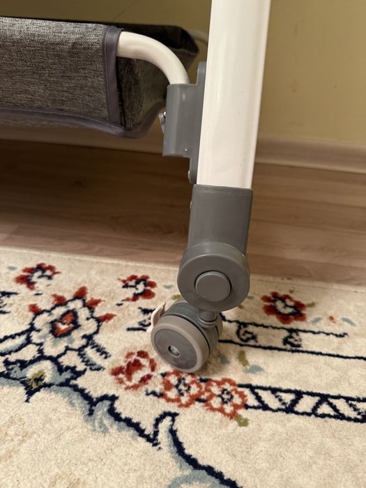 Приставная детская колыбель