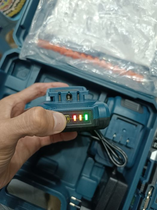 Шуруповерт Bosch 48v дрель