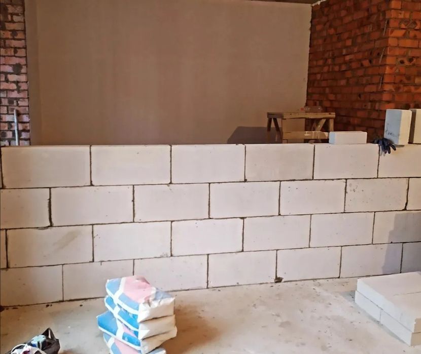 Кладка перегородки каминщик