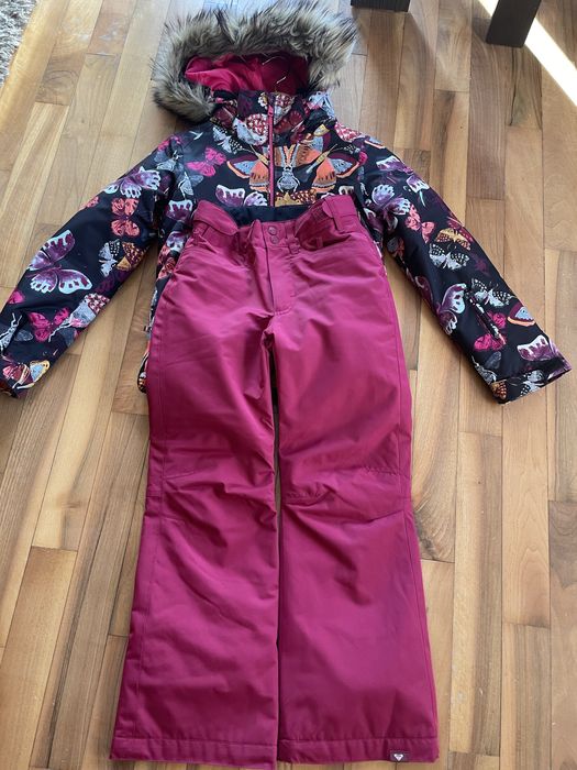 Детски ски екип Roxy от две части за общо 140 лева