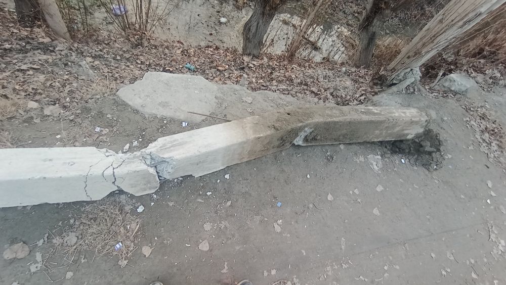 Сталба сотилади 11 метр синган жойи бор