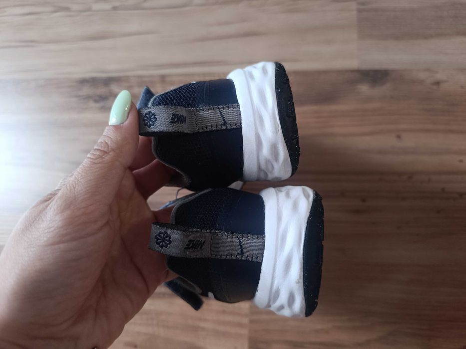 Детски маратонки Nike Revolution размер 28