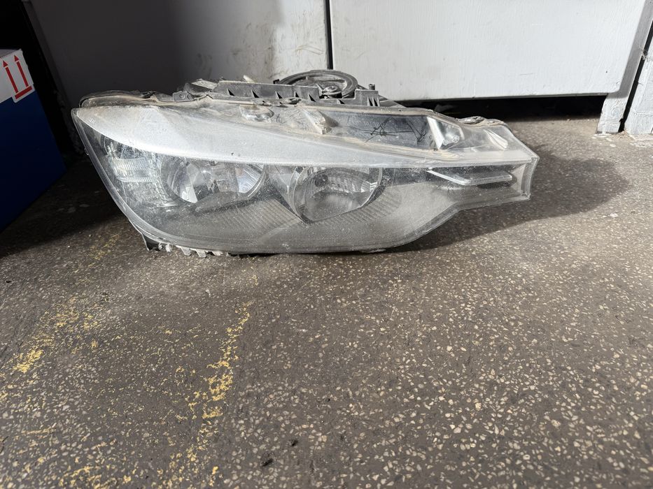 БМВ Ф30 Ф31 десен фар BMW F30 F31