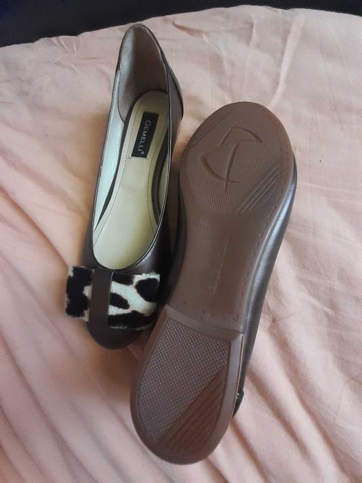 Pantofi din piele nr 36