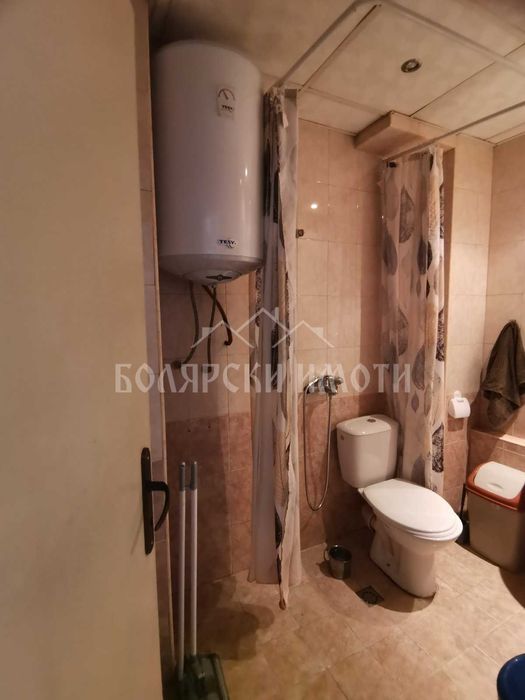 Дава се под наем Двустаен апартамент в Велико Търново, Център - 80 кв.м за 331.5 € - Снимка #8