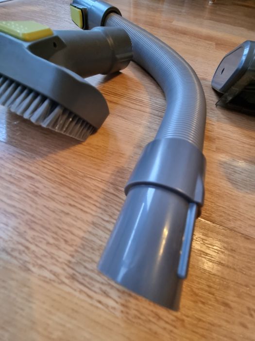 Accesorii NOI, set complet pentru aspirator vertical BEKO (VRT82821BV