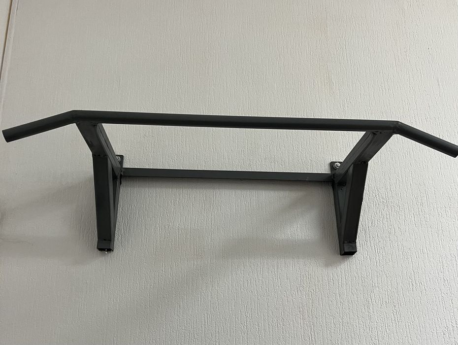 Продам турник настенный 3а 5 тыс