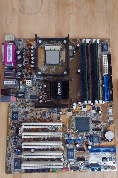 Vand kit retro Intel P4 cu Asus 865pe P4P800-E si 1GB DDR400 ram si cooler