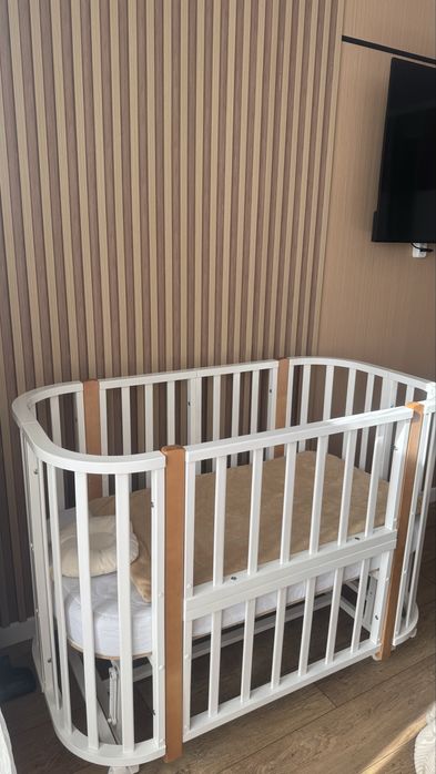 Продам кроватку новая