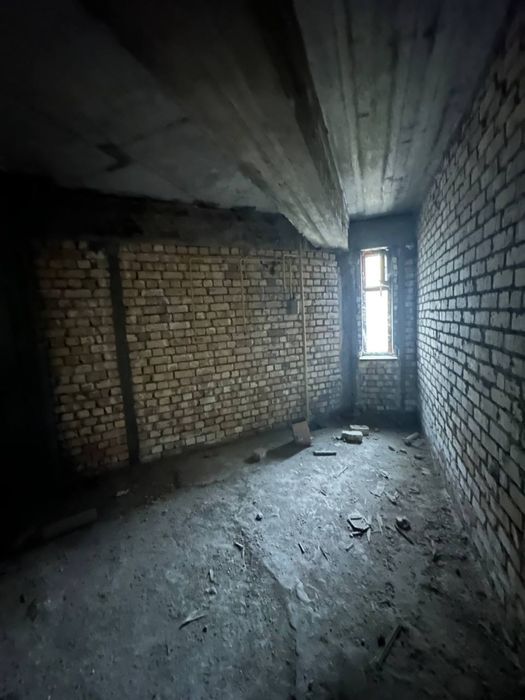 Сергели 1/7/9 45 м.кв 12-станция Метро продаётся квартира