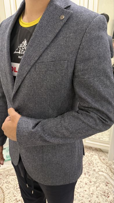 Продам пиджак в хорошем состоянии