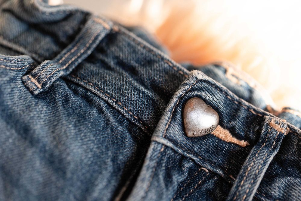 Pantaloni scurti, fete, firma H&M, marimea 122