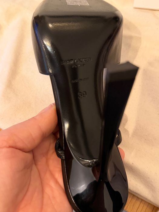 обувки Saint Laurent