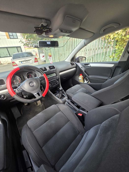 VOLKSWAGEN Golf 2010 — imagine 9