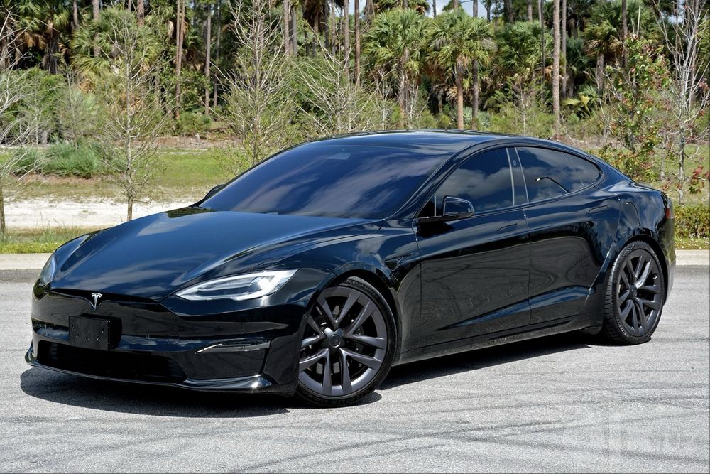 Model s Plaid va Model s Dual