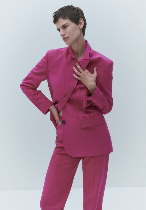 Costum Massimo Dutti fucsia