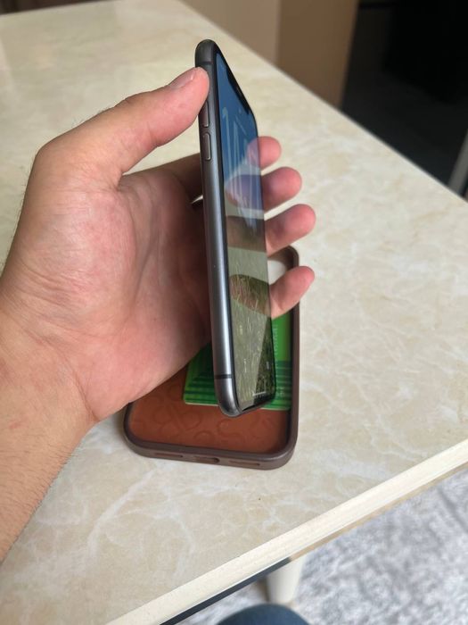 iphone 11 128 qora