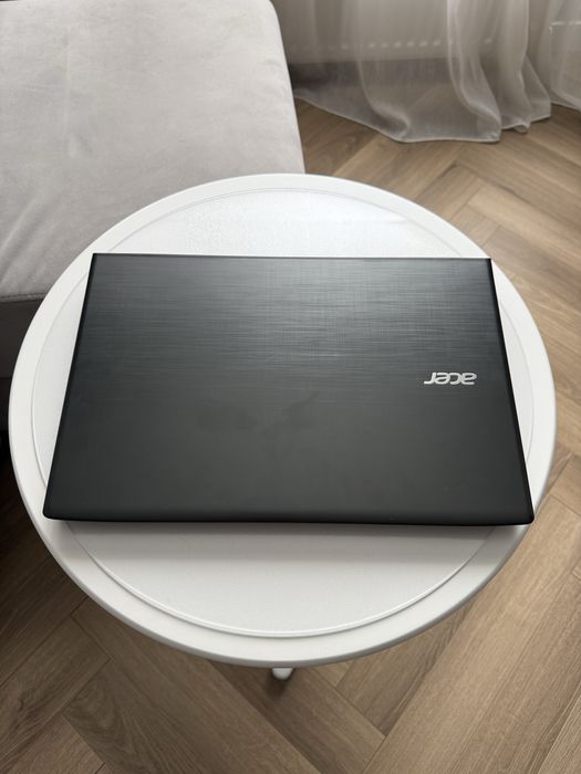 Ноутбук Acer Aspire E15 (E5-576G-30JD)