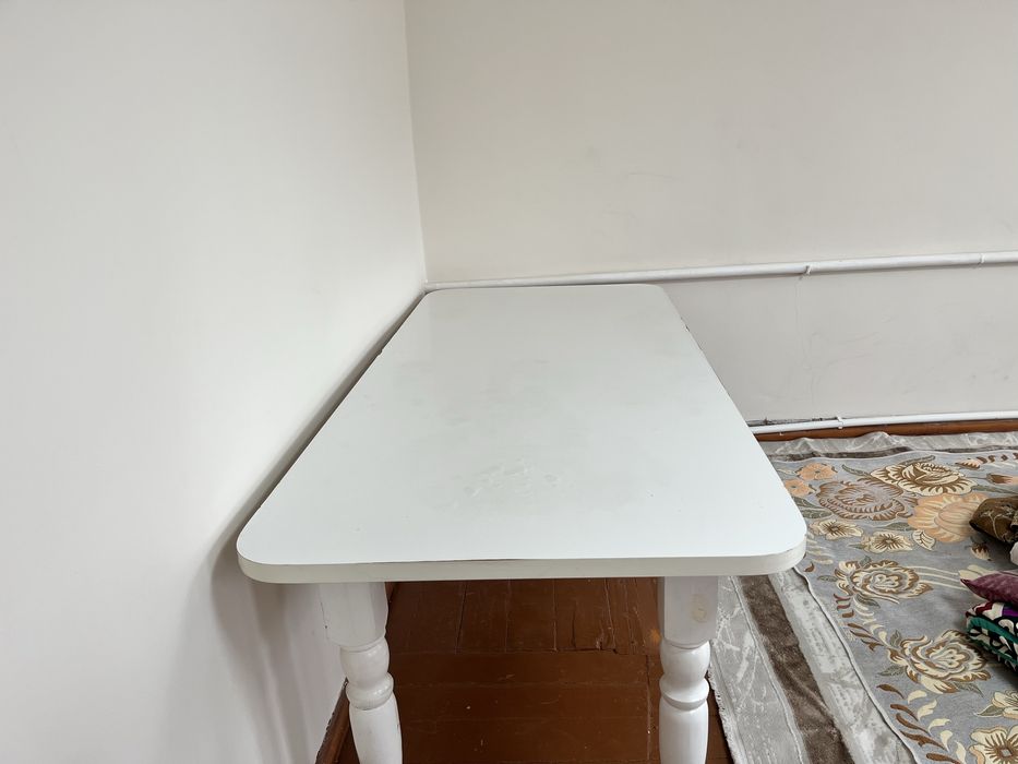 Продам стол в хорошем состоянии