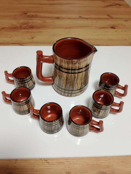 Медни, керамични,дървени..