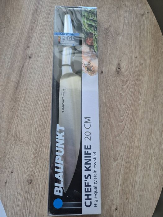 Нов нож, 20 см. продавам