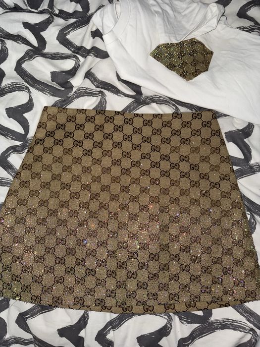 Марков комплект пола и тениска