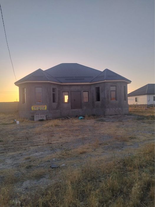 Продам большой дом в городе