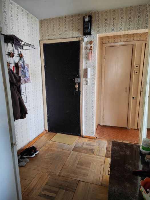 Продам 4-х комнатную квартиру.