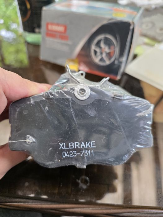 Тормозные колодки XLBRAKE (новые)