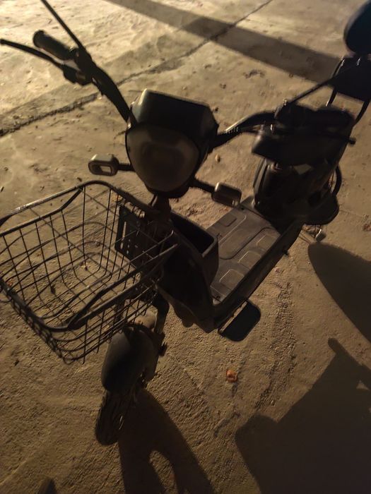 Скутер электронный