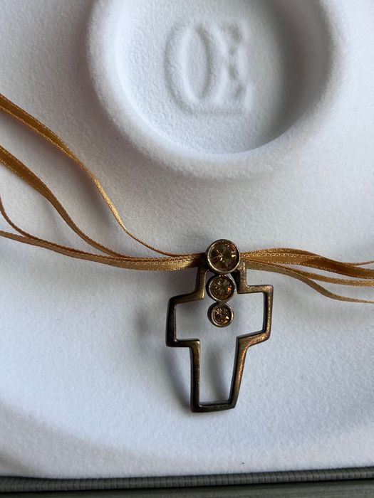 Хендмейд супер интересно колие с кръст