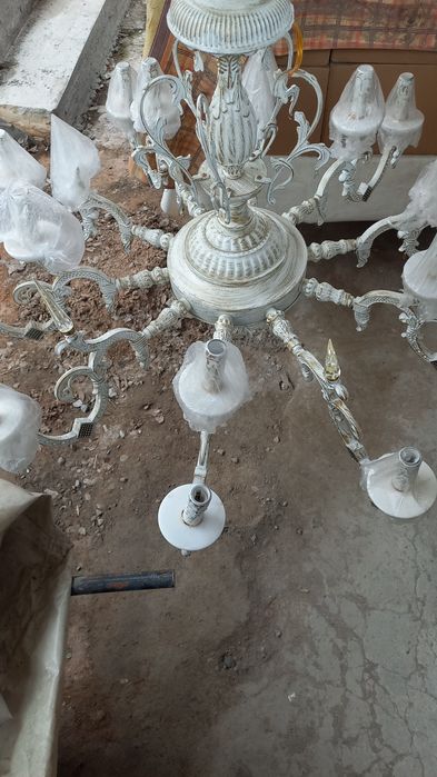 Люстра классика в хорошем состоянии