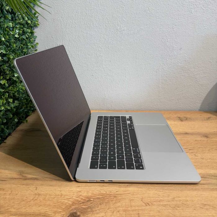 MacBook Air 15 M3 256GB Silver - GARANTIE 12 LUNI | TrueGSM