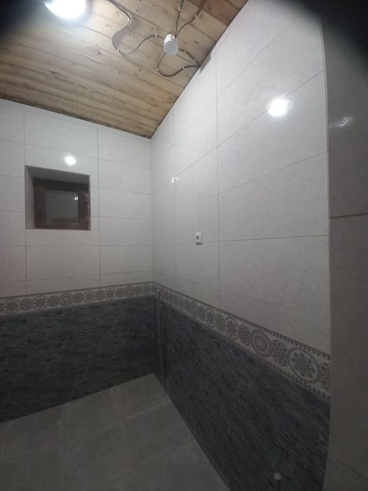 Кафельщик и обой