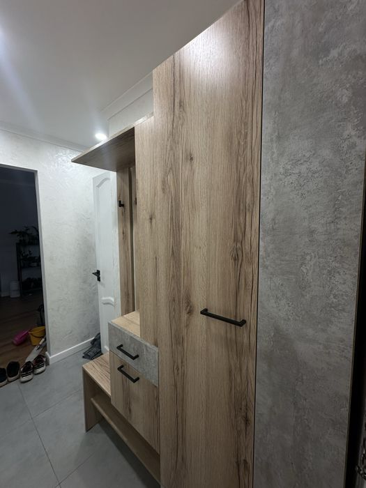 Шкаф для прихожей