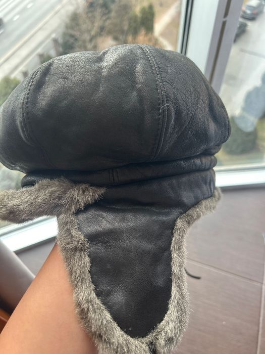 Зимние шапки кожаные