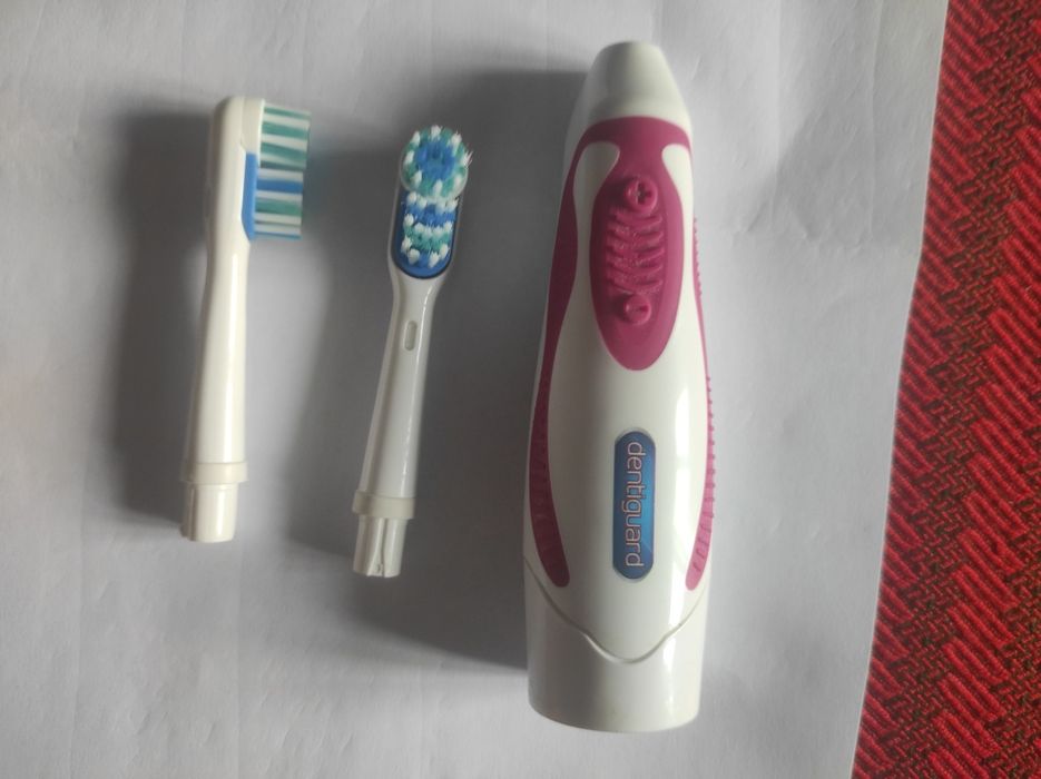 Periuta de dinti electrica, perfect functionala