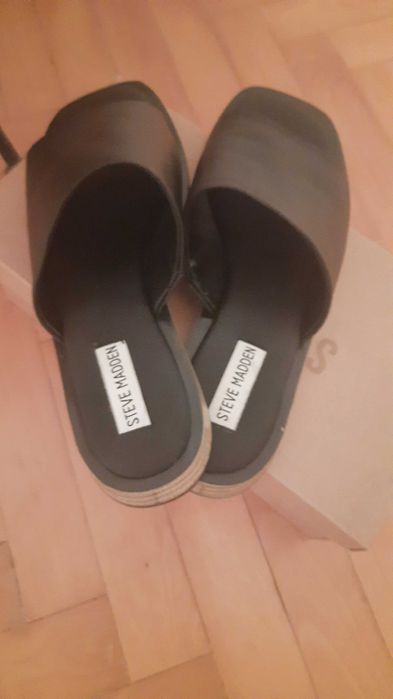 Дамски чехли STEVE MADDEN естествена кожа