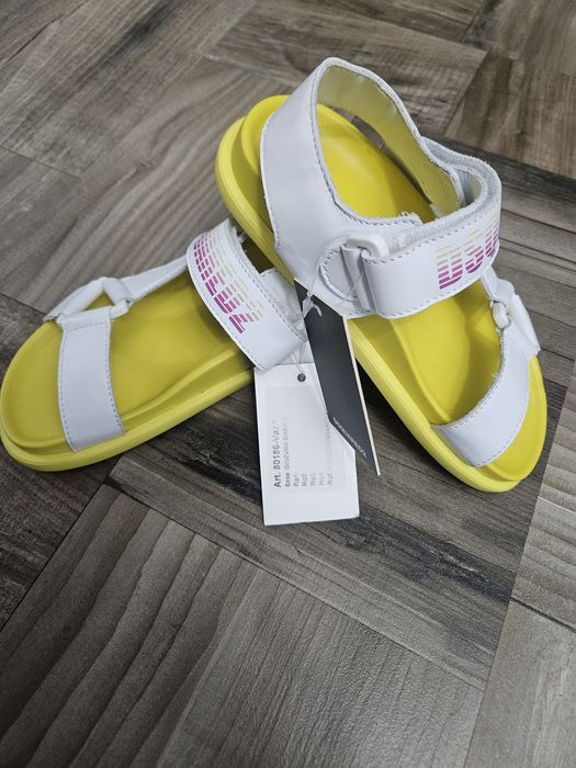 Sandale fetița Noi