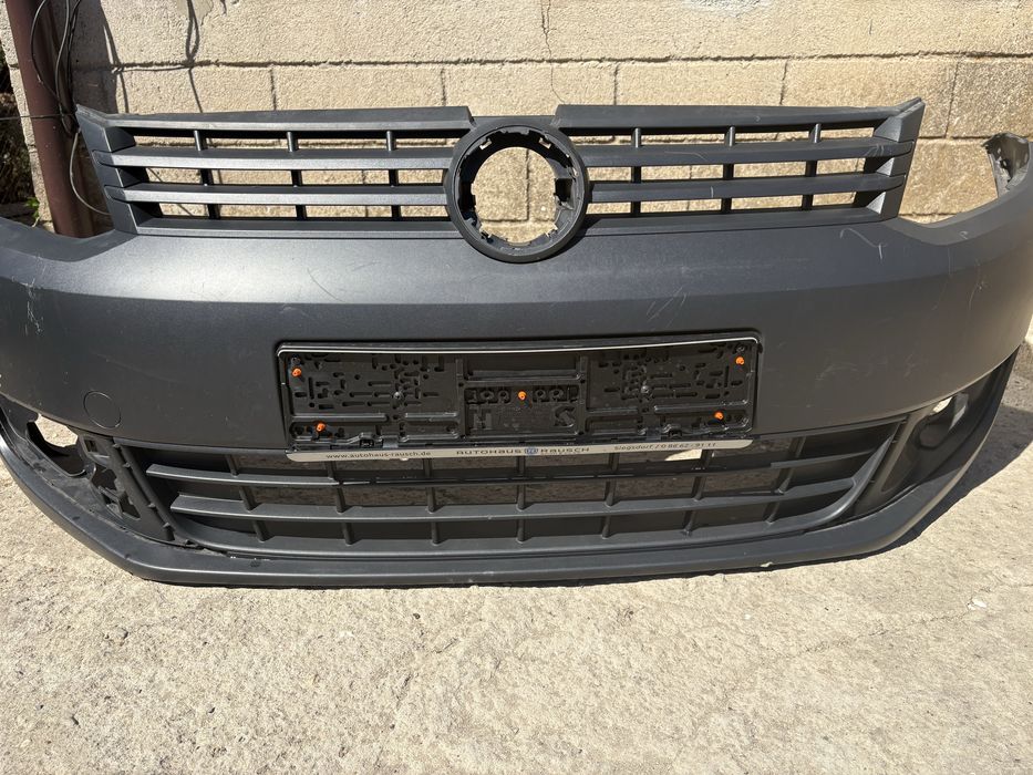 2 броя Предна броня за Кади / VW Caddy 2010 - 2015